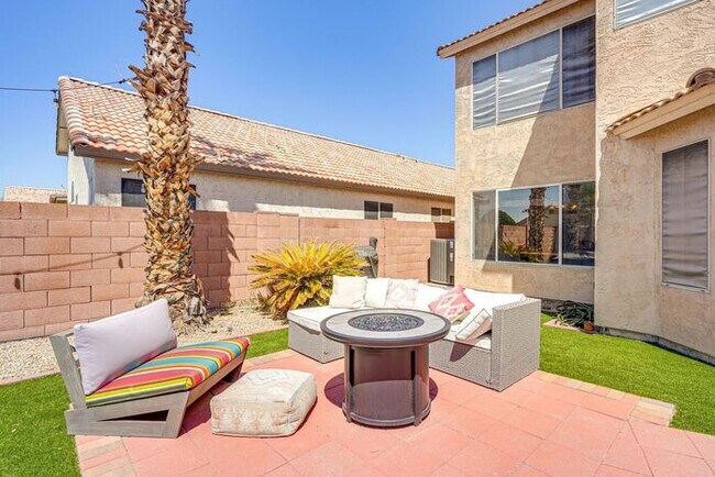 Building Photo - FURNISHED W/OASIS POOL AVAIL. 8.15.2026 REDUCED $3200 RESERVE TODAY