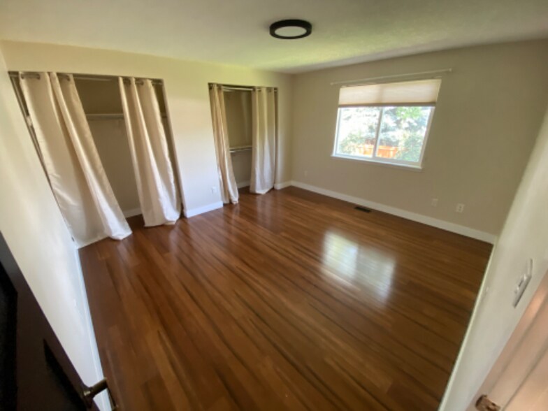 Building Photo - 1336 Sioux Blvd