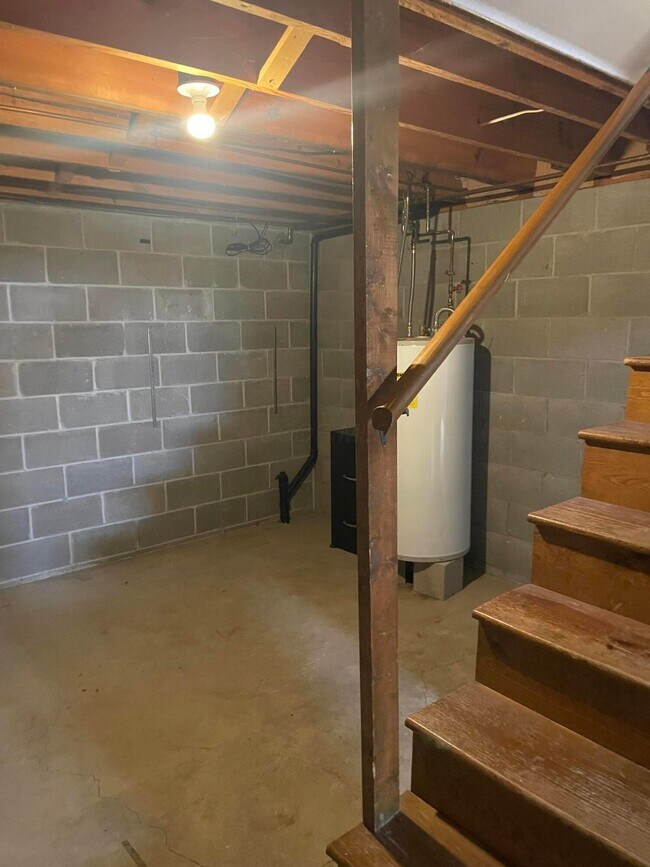 Building Photo - 3287 Willington Dr