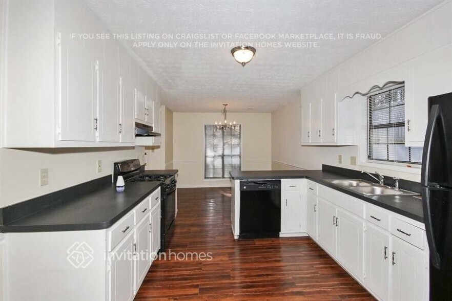 Building Photo - 3074 Wildflower Ln SW
