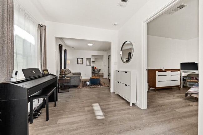 Building Photo - Welcome to your beautifully updated home!