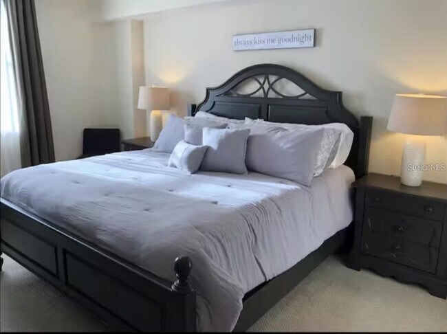 Building Photo - 701 S Madison Ave