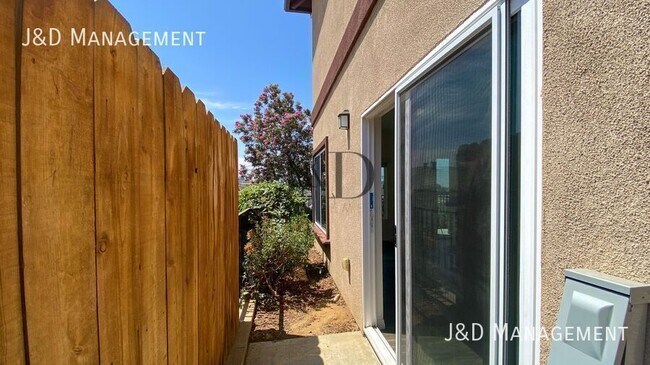 Building Photo - 8137 Cascio Ct