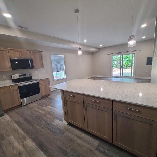 Building Photo - 1357 Lofton Way