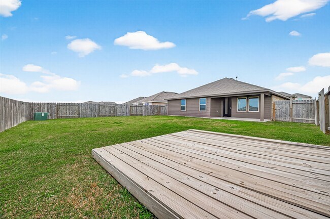 Building Photo - 21522 Violet Rdg Rd