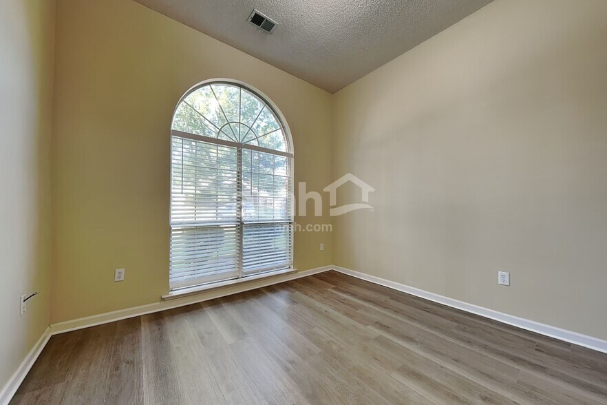 Building Photo - 8584 Afterglow Cv