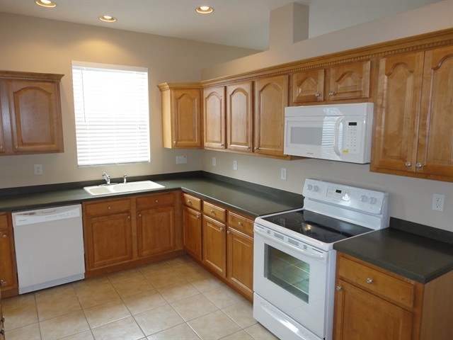 Building Photo - 24600 Victoria Wood Ct