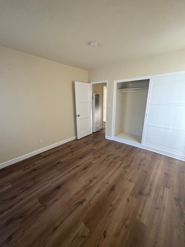 Building Photo - 9016 Reading Ave