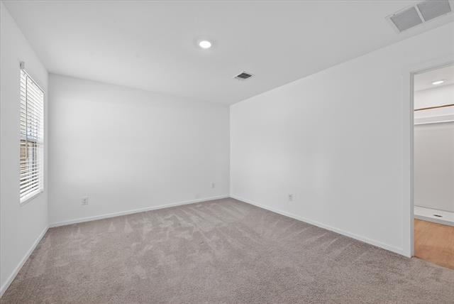 Building Photo - 1429 Erie Dr