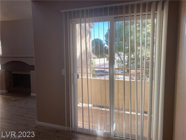 Building Photo - 3145 E Flamingo Rd