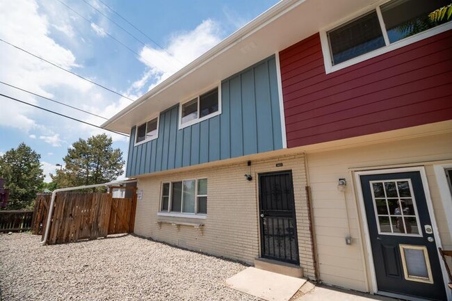 Building Photo - 1613 Fenton St