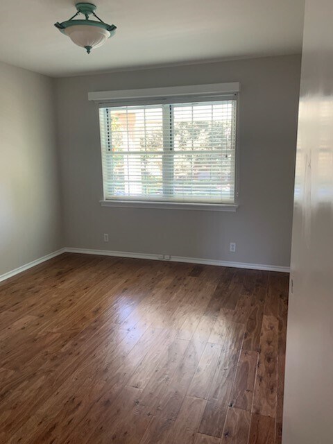 Building Photo - 3016 Mahanna Springs Dr