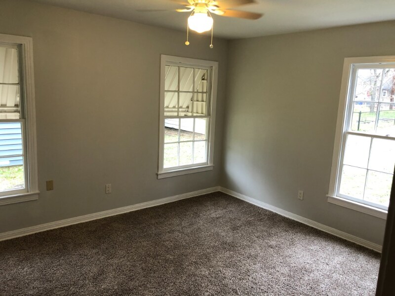 Building Photo - 2915 Grim Ave