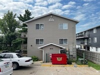 Building Photo - $1,050 | 2 Bedroom, 1 Bathroom Apartment | No Pets | Available for August 1st Move In!