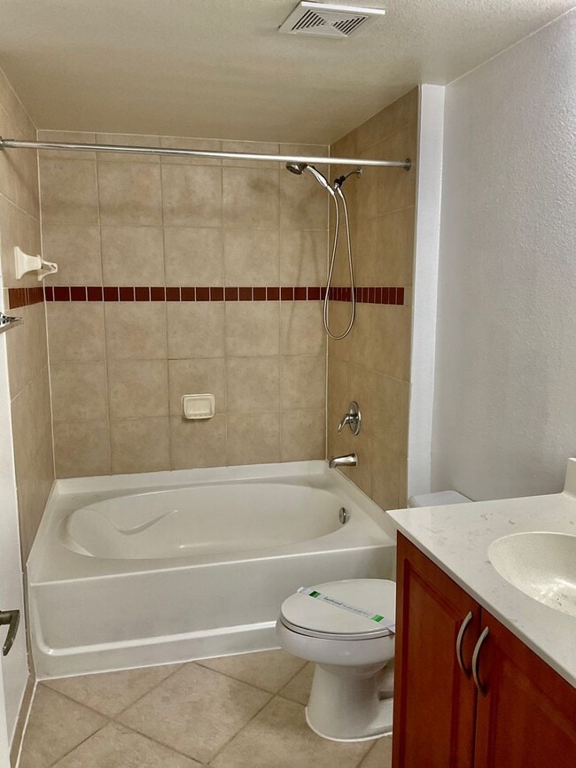 Building Photo - Palmetto