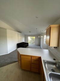 Building Photo - Charming 3 bed 2 bath condo in Orem