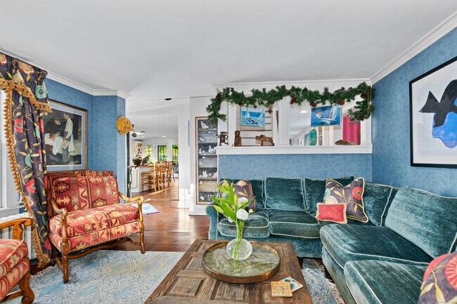 Building Photo - 561 Middlesex Rd