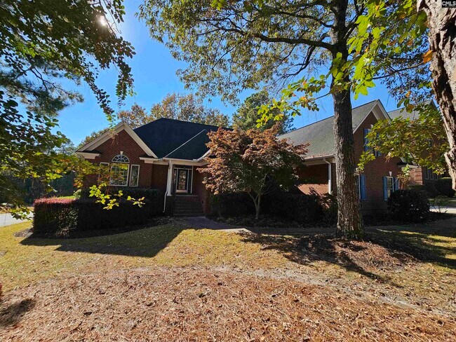 Building Photo - 120 Mossy Ln