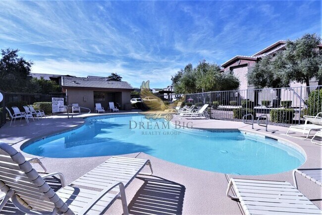 Building Photo - 8000 W Badura Ave