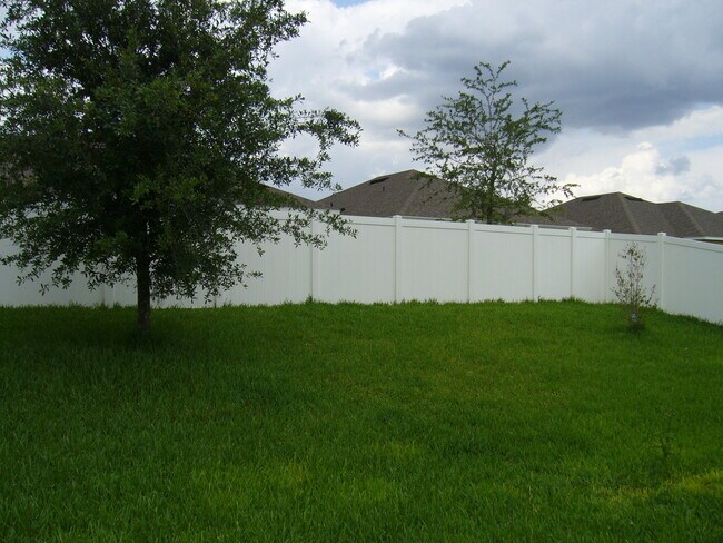 Building Photo - Beautiful 4 Bed and 3.5 bath home in Windermere