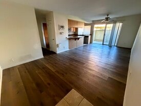 Building Photo - 615 Fredricks Ave