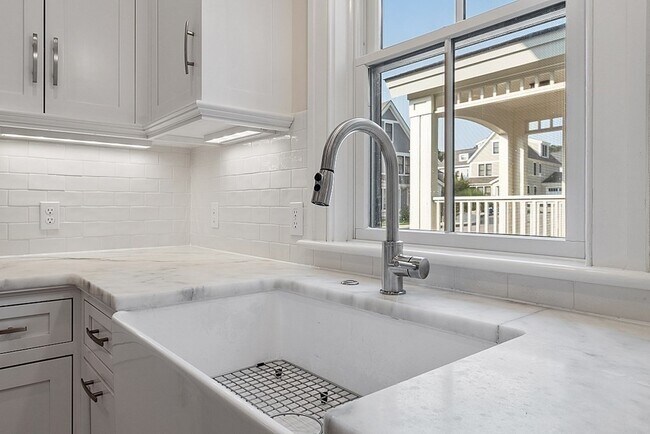 Building Photo - 1 Saw Mill Cir