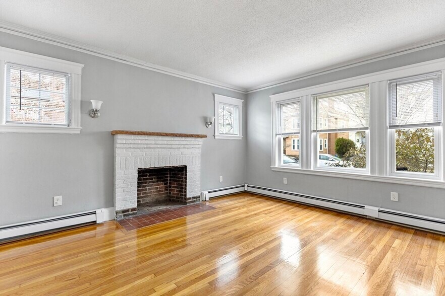Building Photo - 38 Claymoss Rd