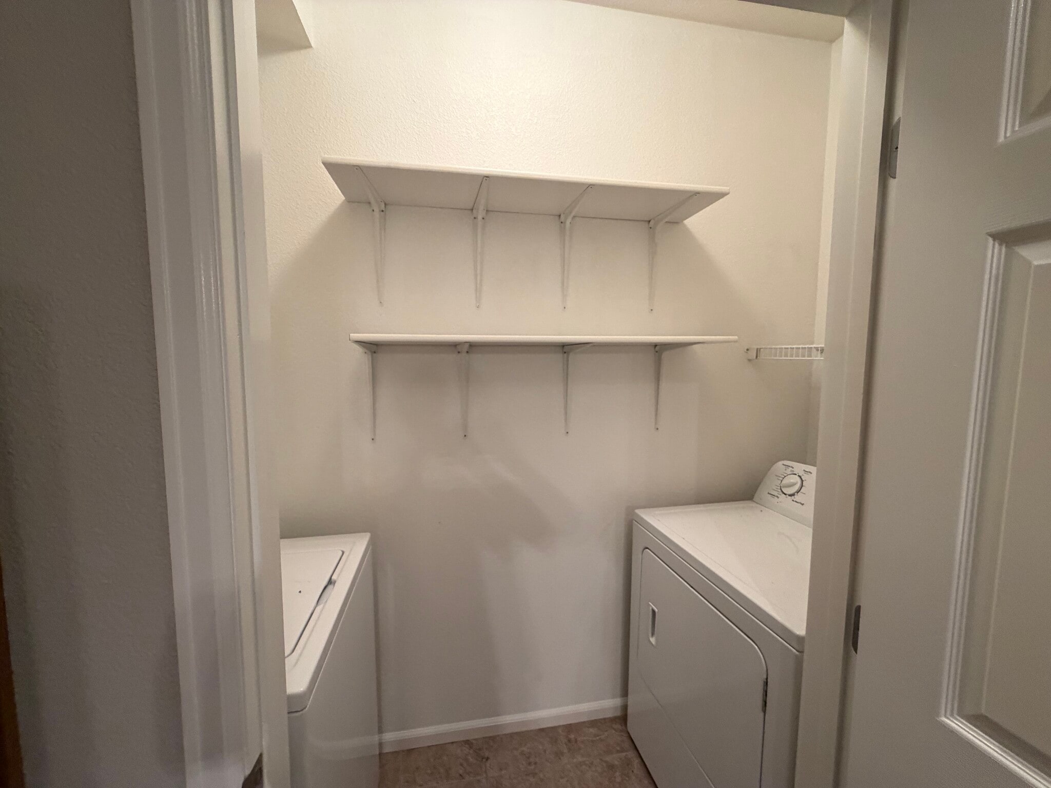 Laundry room - 1465 Blue Sky Cir