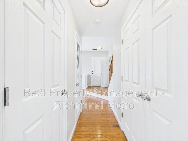 Building Photo - 1213 Magnolia Pointe Blvd