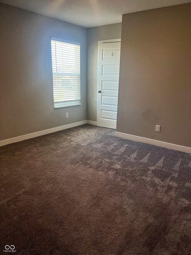 Building Photo - 1953 Goodwin Pl