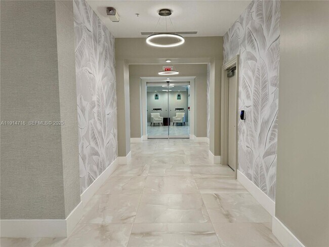 Building Photo - 3001 S Ocean Dr