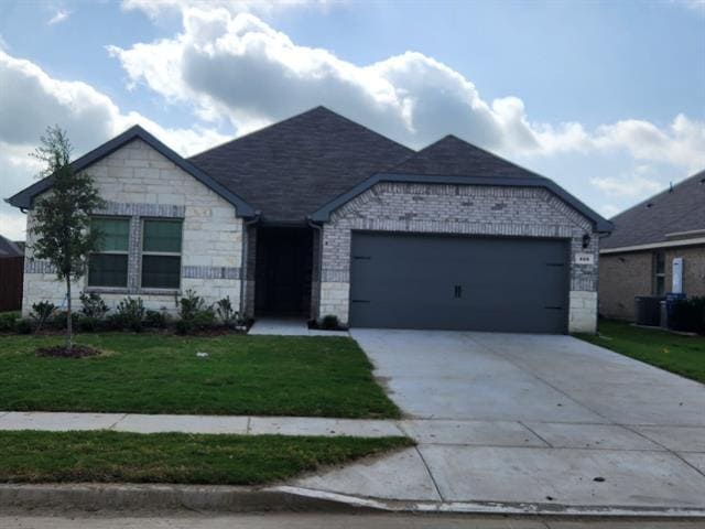 Primary Photo - 222 Greenshade Ln