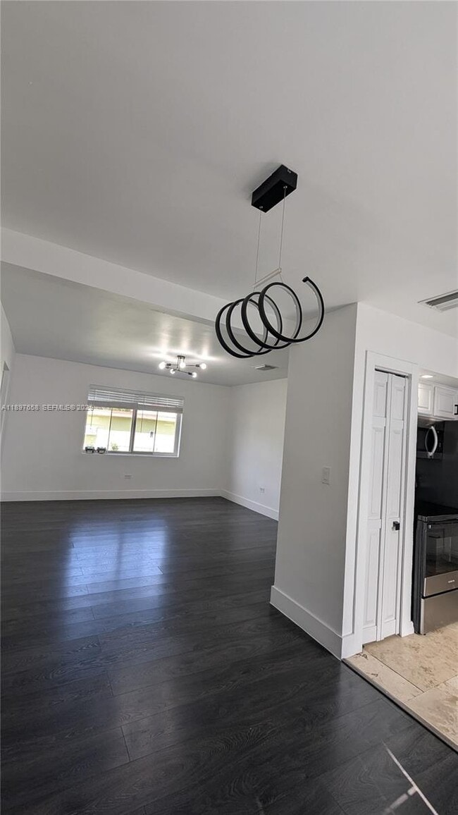 Building Photo - 340 NW 132nd St