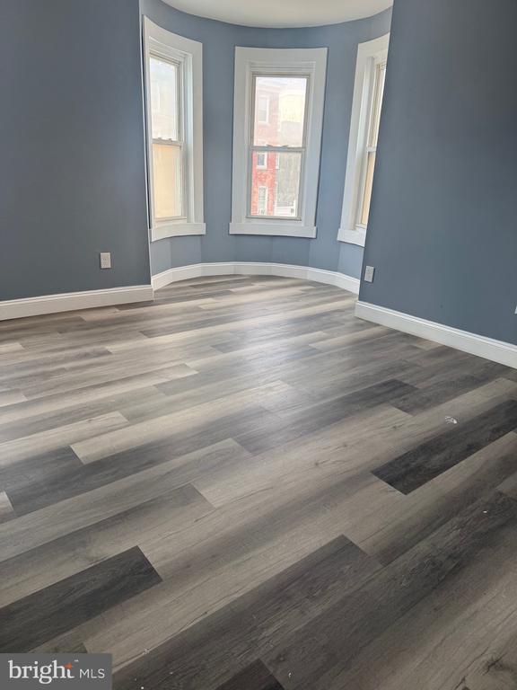 Building Photo - 702 Astor St