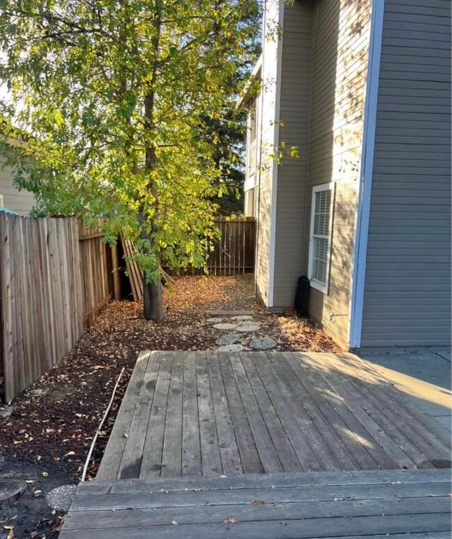 Building Photo - 2632 Baltic Dr