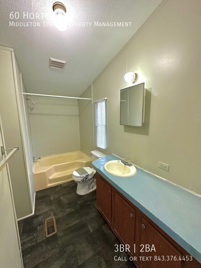 Building Photo - 60 Horton Rd