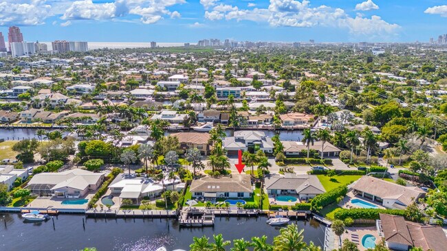 Building Photo - 2813 NE 29th St