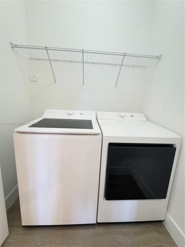 Building Photo - 34501 SW 191st Ct