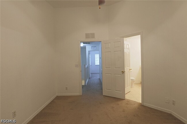 Building Photo - 8205 Pacific Beach Dr