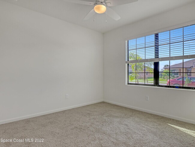 Building Photo - 7508 Tourmaline Dr