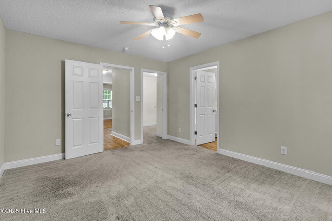 Building Photo - 146 Monterey Cir