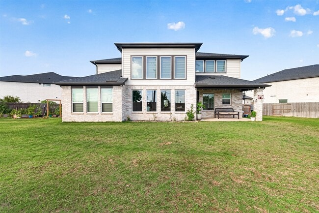 Building Photo - 21231 Aristad Ln