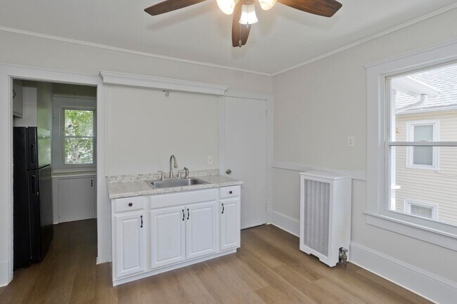 Building Photo - 111-115 Groveland St
