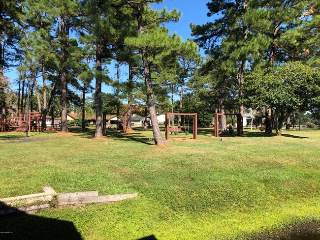 Building Photo - 8179 Crosswind Rd