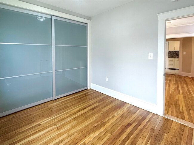 Building Photo - 20-2 Chiswick Rd