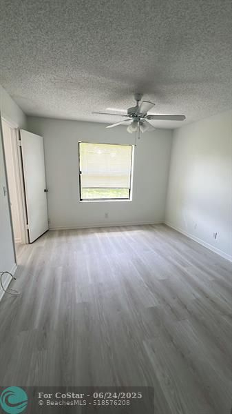Building Photo - 6796 Palmetto Cir N
