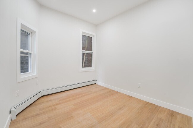 Building Photo - 704 Palisade Ave