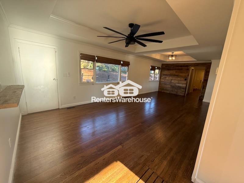 Building Photo - 358 Peevy St