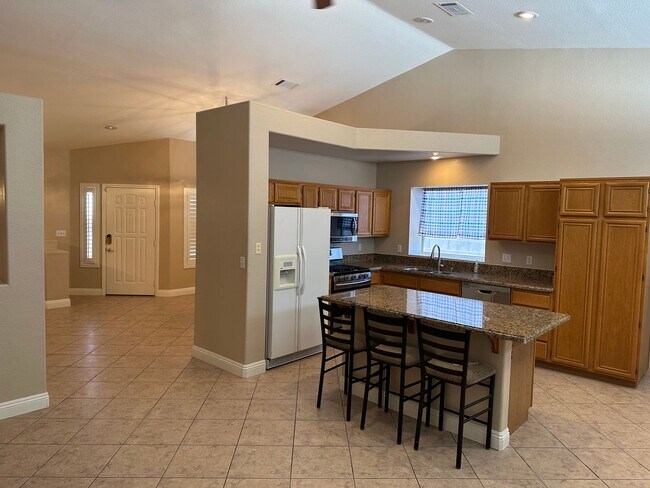 Building Photo - Henderson!!  Solar Panels!! Tankless Hot w...