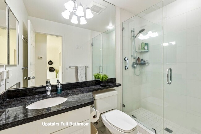 Building Photo - Experience Elevated Island Living in Wailea – Expansive Golf Course and Ocean View Furnished Luxu...